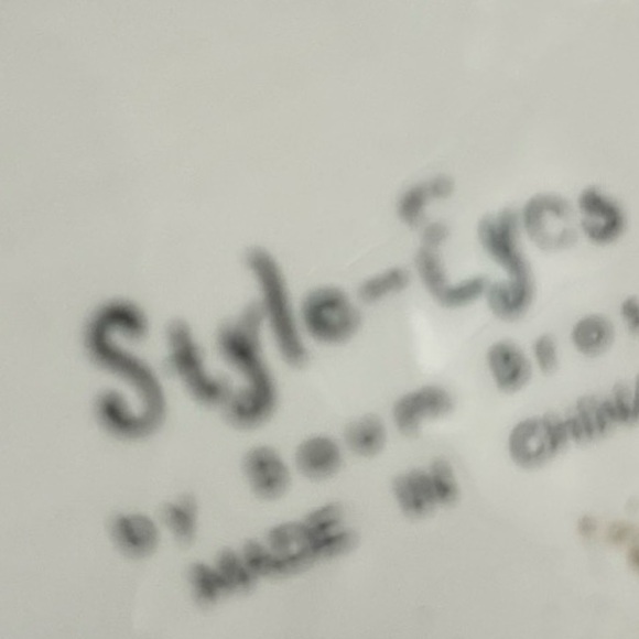 Style-Eyes 8” Ceramic Egg With Pink Flowers By Baum Bros Vintage - Picture 6 of 6